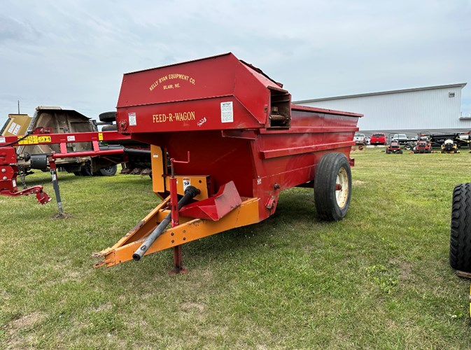 Kelly Ryan 4X12 Manure Spreader-Dry For Sale