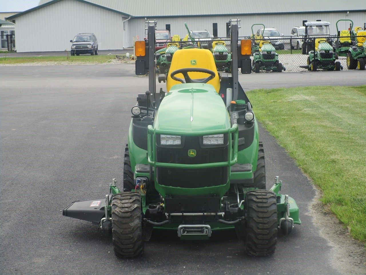 2022 John Deere 1025R Compact Utility Tractor For Sale in