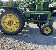 John Deere 2640 Thumbnail 3