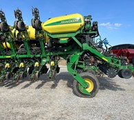 2018 John Deere 1795 Thumbnail 10