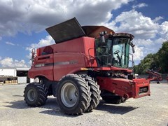 Combine For Sale 2017 Case IH 8240 