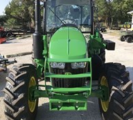 2024 John Deere 5105M Thumbnail 2