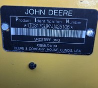 2022 John Deere 317G Thumbnail 5