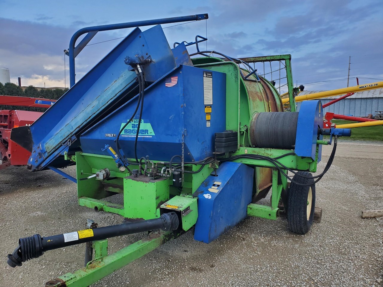 AgBag G6000 Grinder Mixer For Sale in Caledonia Minnesota