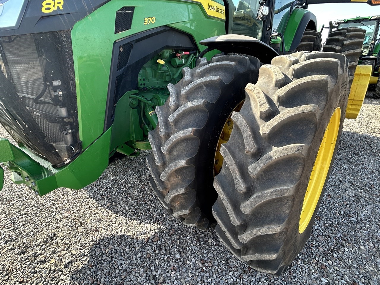 2022 John Deere 8R 370 Row Crop Tractor For Sale in Muleshoe Texas
