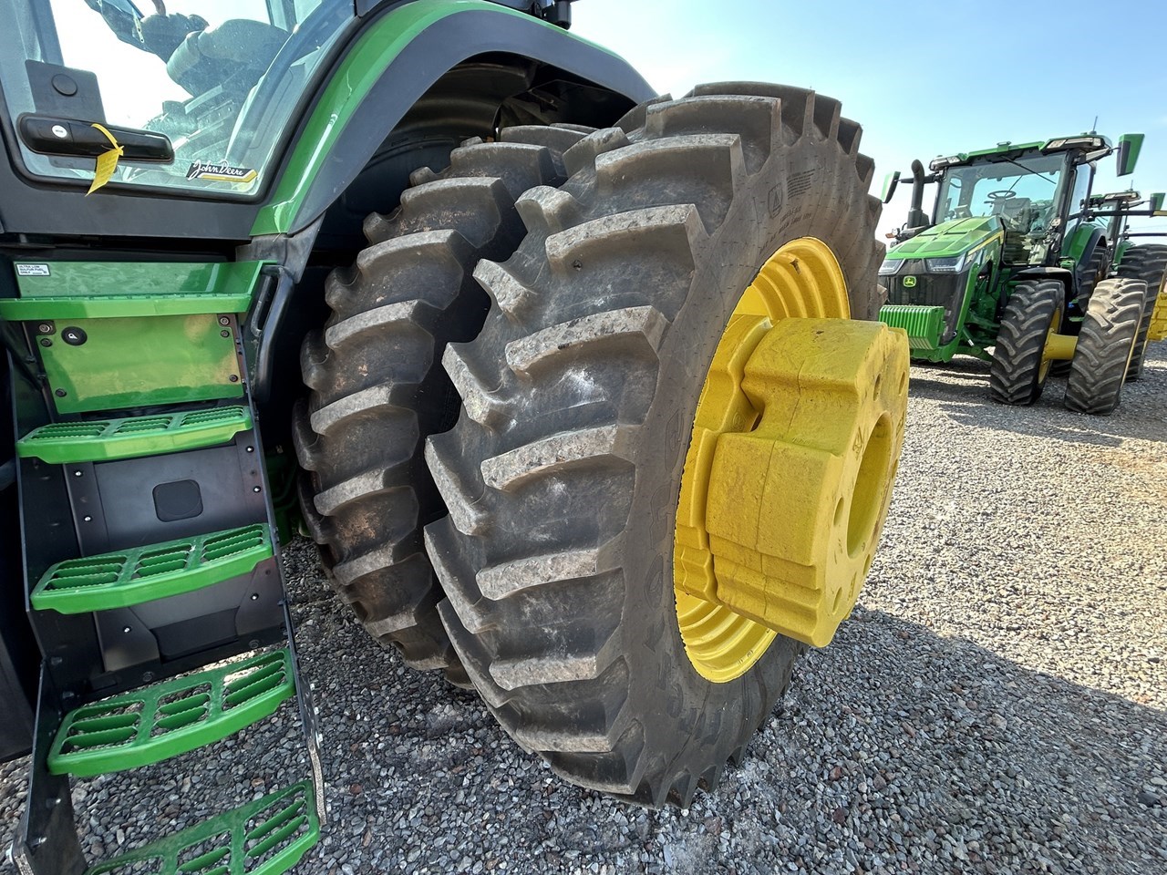 2022 John Deere 8R 370 Row Crop Tractor For Sale in Muleshoe Texas