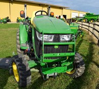 2019 John Deere 3033R Thumbnail 2