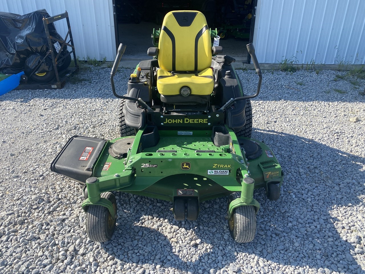 2022 John Deere Z950R Zero Turn Mower For Sale in Atwood Illinois