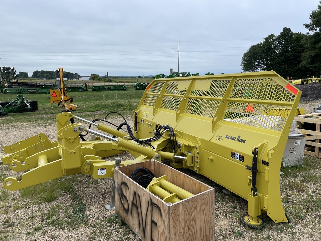 2022 Degelman SILAGE KING Cuchilla Para Tractor A La VentaMarion Wisconsin