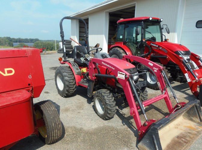 2017 Mahindra 26MAXHST Tractor - Compact Utility For Sale