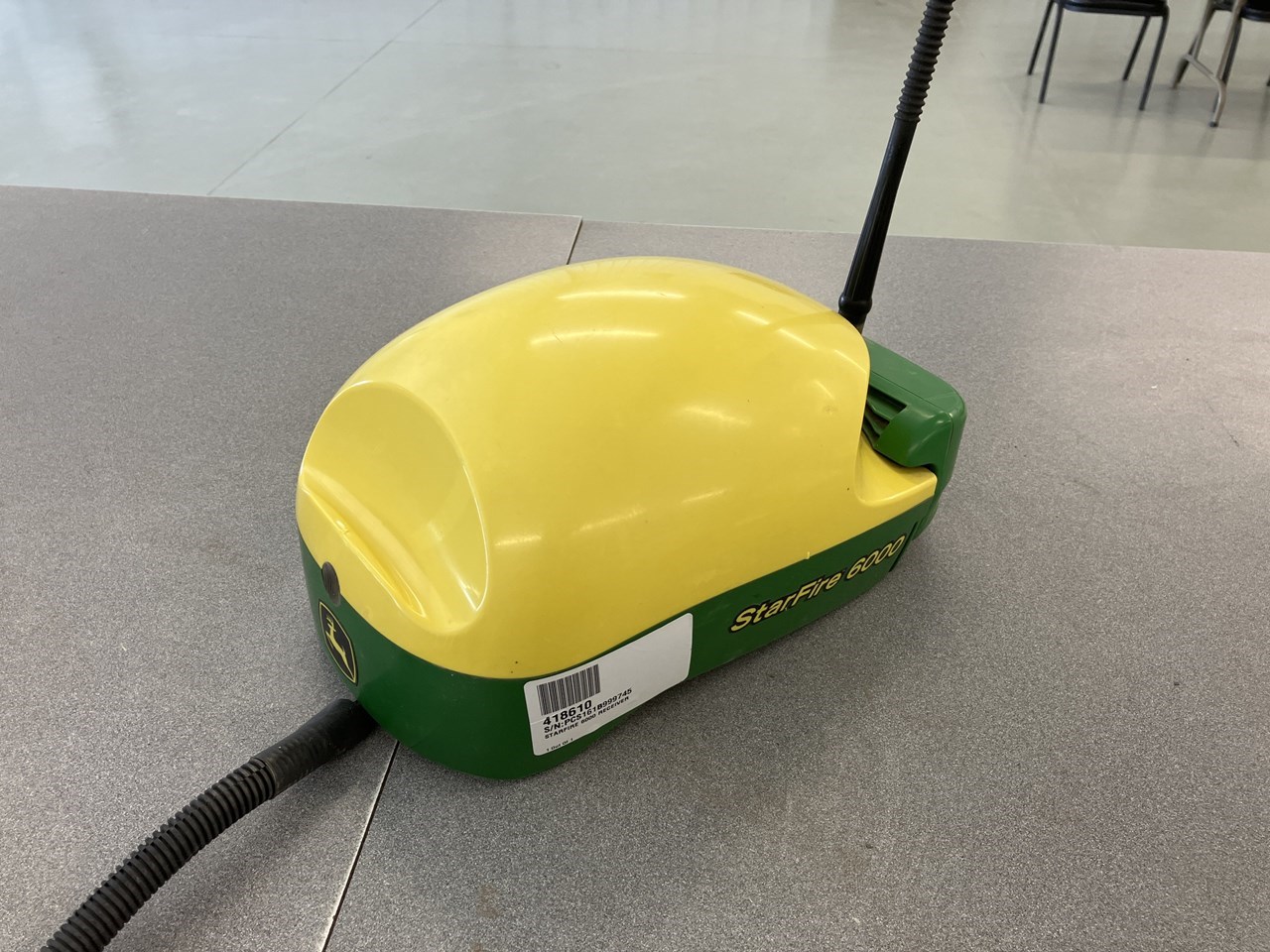 John Deere STARFIRE 6000 RECEIVER W/ SF3 RTK 450 RADIO Precision