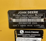 2015 John Deere 250G LC Thumbnail 8