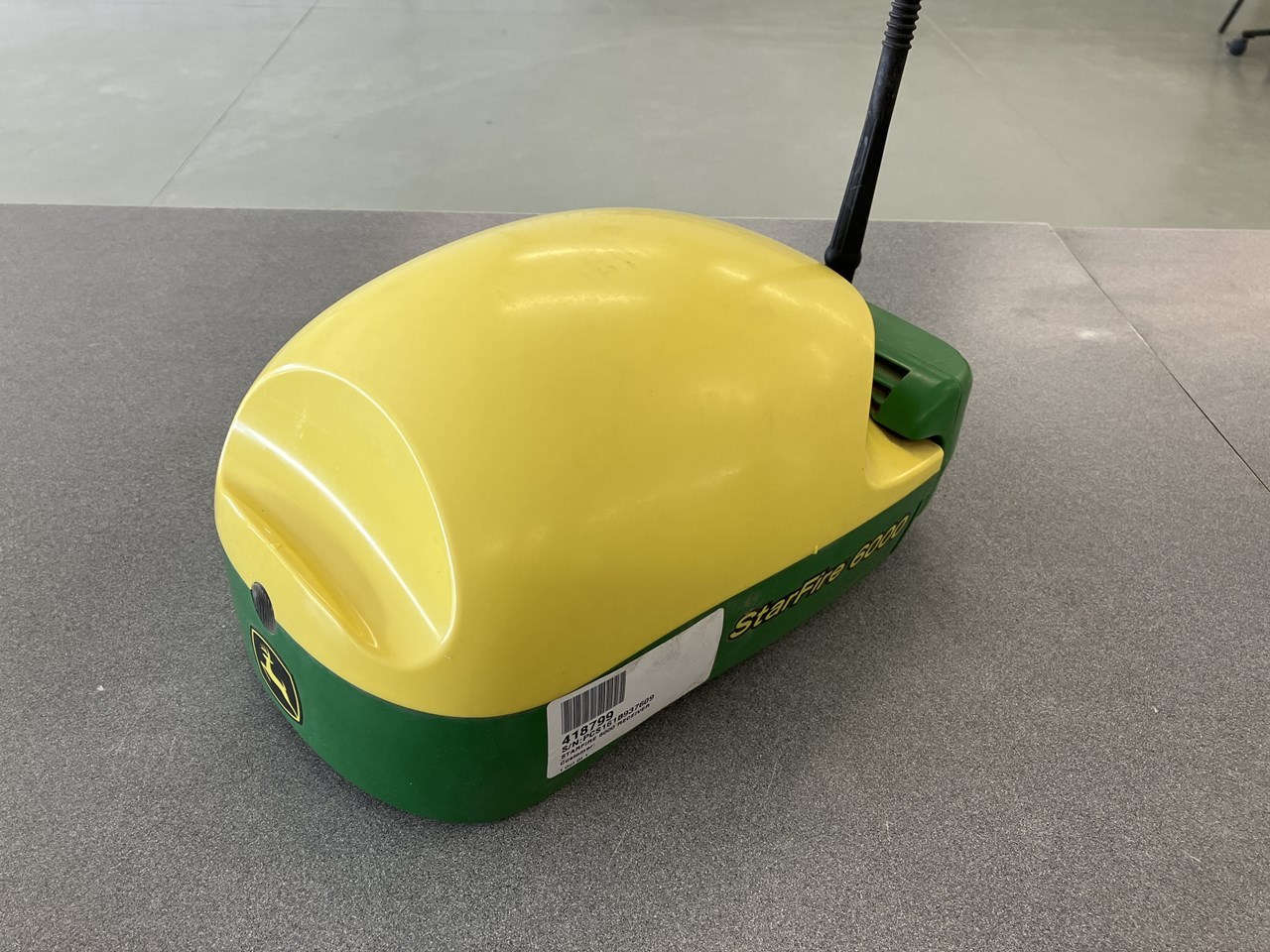 2018 John Deere Starfire 6000 Receiver W/ SF3 RTK Radio Precision