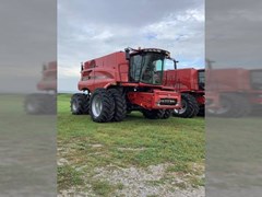 Combine For Sale 2016 Case IH 7240 