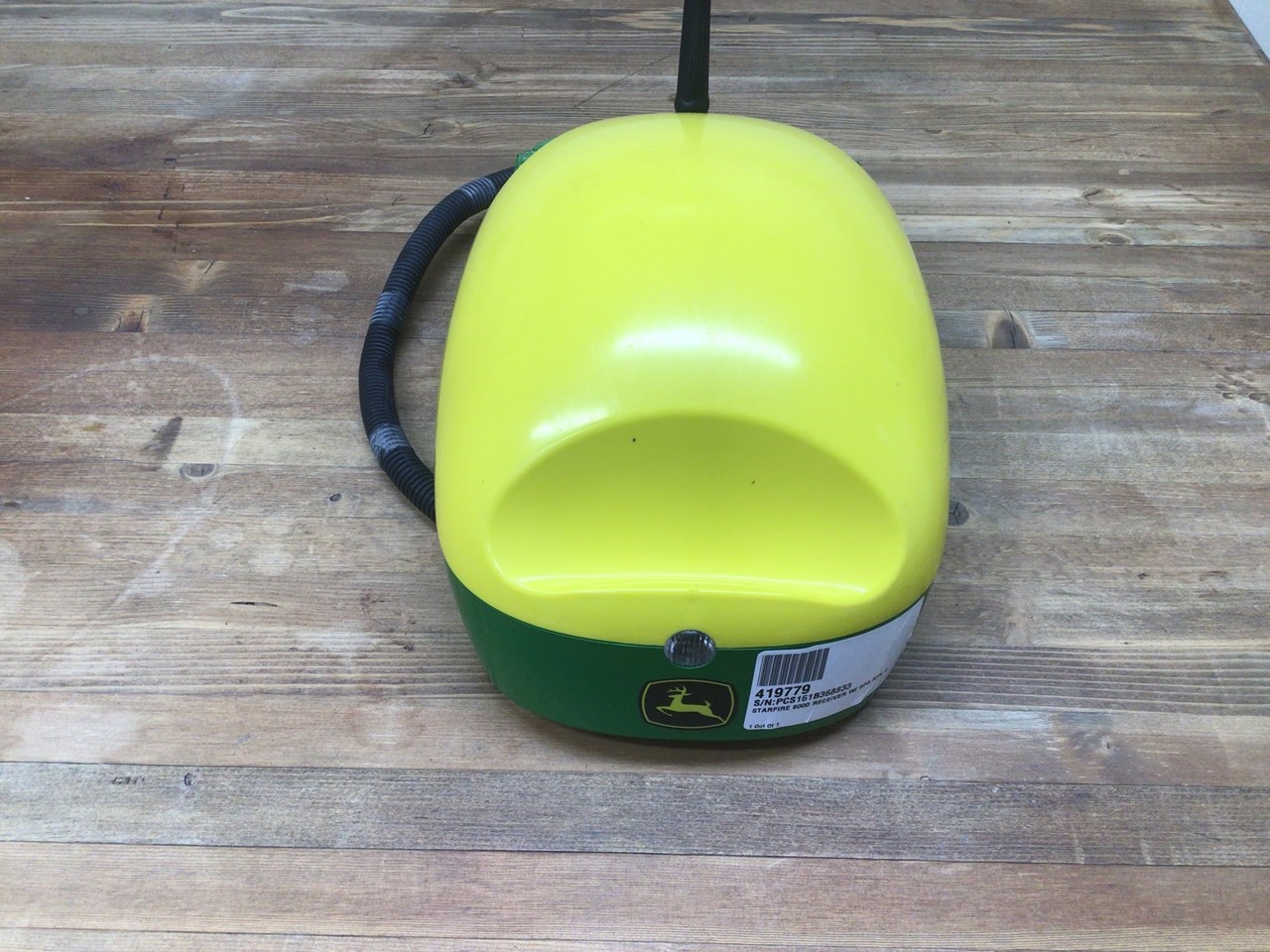 John Deere STARFIRE 6000 RECEIVER W/ SF3 RTK 450 RADIO Precision