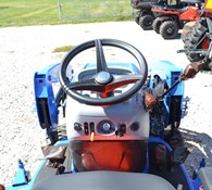 2023 New Holland Workmaster™ 25S Sub-Compact 25S Open-Air + 100LC L Thumbnail 5