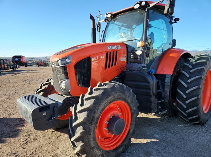 2019 Kubota M7-172DLX-PS Tractor For Sale