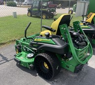 2022 John Deere Z930M Thumbnail 4