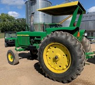 1971 John Deere 4320 Thumbnail 10