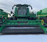 2015 John Deere S680 Thumbnail 8