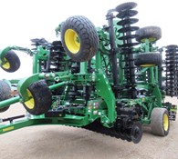 2023 John Deere 2660VT Thumbnail 9