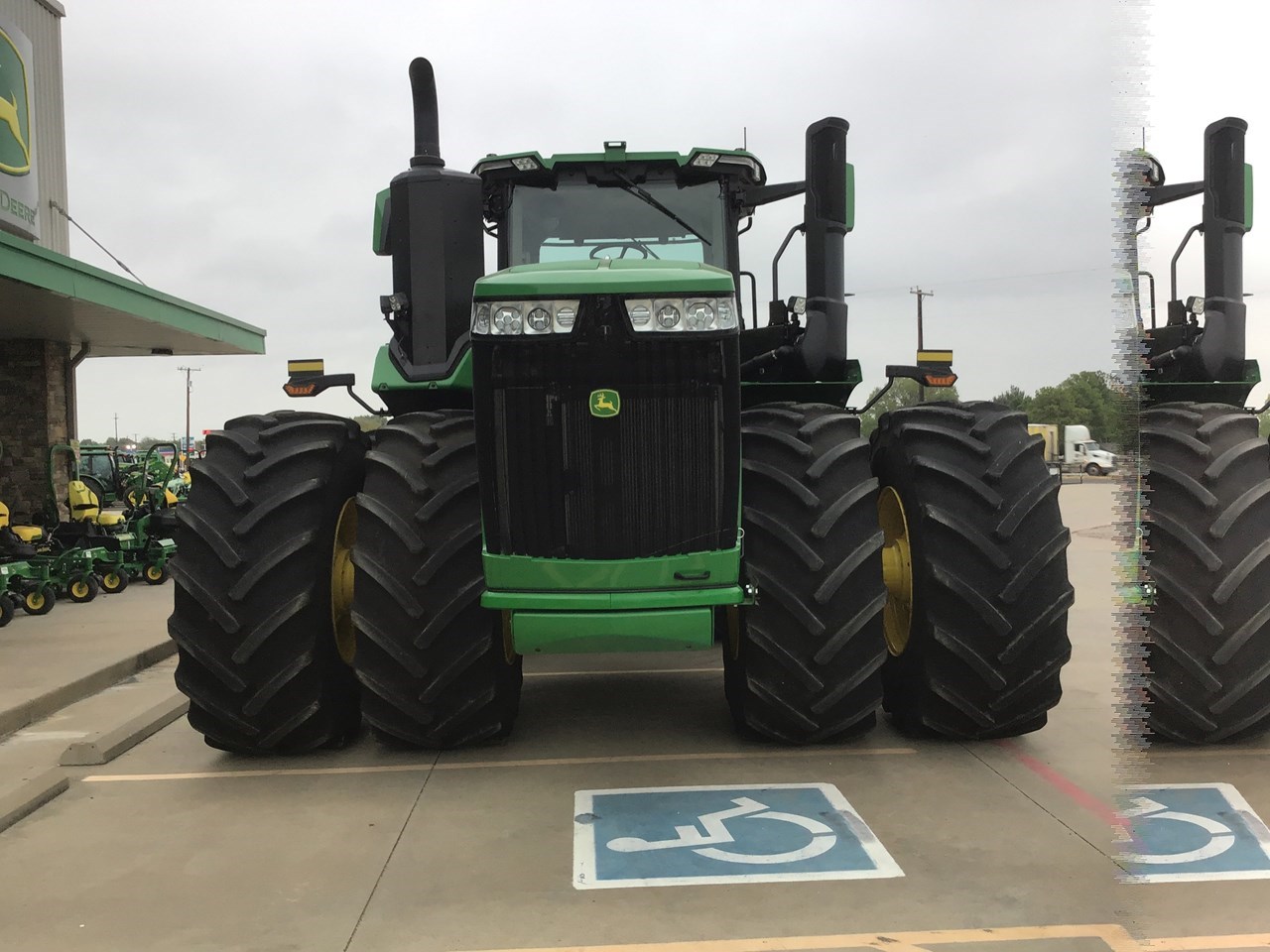 2022 John Deere 9R 640 Tractor 4WD For Sale in Ennis Texas