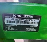 2017 John Deere 1025R Thumbnail 16