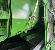 2022 John Deere X9 1000 Thumbnail 37