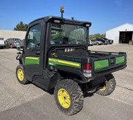 2020 John Deere XUV835M Thumbnail 3