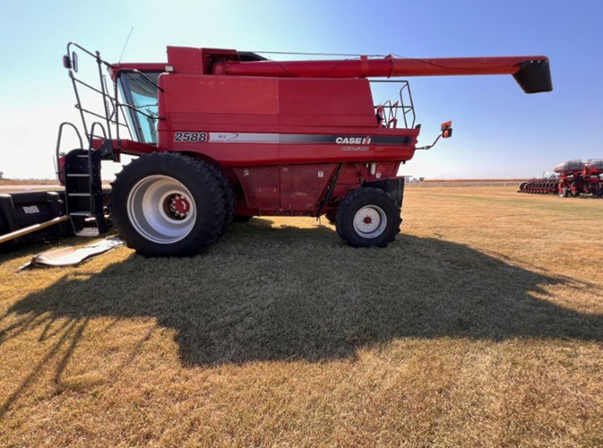 Case IH 2588 Combine For Sale