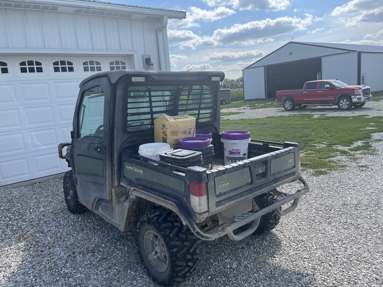 2019 John Deere XUV 835R مركبة صناعية برسم البيعCurryville Missouri