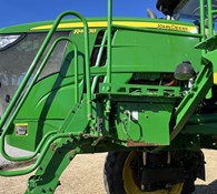 2021 John Deere R4038 Thumbnail 9