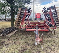 2001 Case IH 3900DH Thumbnail 1