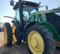 2012 John Deere 7215R Thumbnail 6