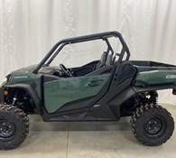 2023 Can-Am 2023 COMMANDER DPS 700 GREEN SKU # 9PPB Thumbnail 3