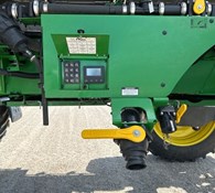 2023 John Deere 616R Thumbnail 26