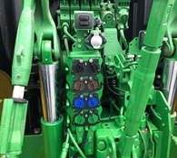 2021 John Deere 6175R Thumbnail 5