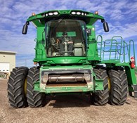 2018 John Deere S780 Thumbnail 2