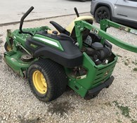 2015 John Deere Z920M Thumbnail 2