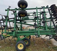 2017 John Deere 2310 Thumbnail 3