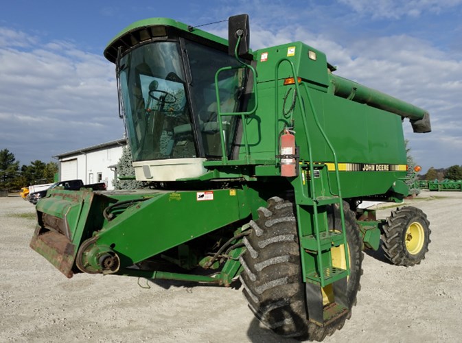 1992 John Deere 9500 Combine For Sale