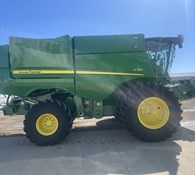 2022 John Deere S780 Thumbnail 9