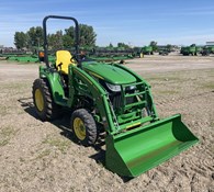 2023 John Deere 3033R Thumbnail 4