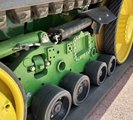 2023 John Deere 9RT 570 Thumbnail 12