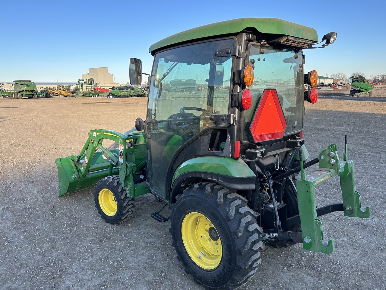2022 John Deere 2025R Compact Utility Tractor For Sale in Grafton North