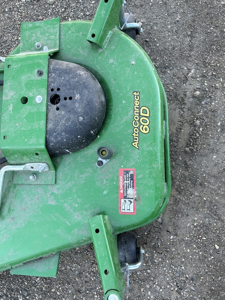 2022 John Deere 2025R Compact Utility Tractor For Sale in Grafton North