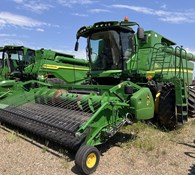 2015 John Deere S680 Thumbnail 1