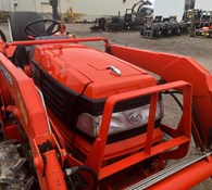 2000 Kubota L3010HST Thumbnail 3