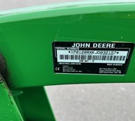 2018 John Deere 1025R Thumbnail 9