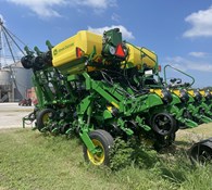 2023 John Deere 1795 Thumbnail 12